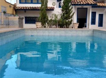 Casa de 6 quartos, Macaé · Imóvel para venda tem 400 metros quadrados com 6 quartos em Granja dos Cavaleiros - Macaé - RJ