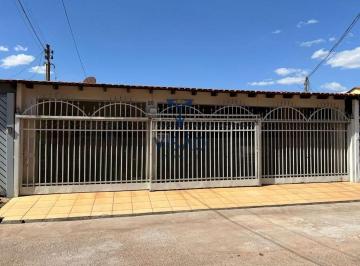 Casa · 200m² · 3 Quartos · 3 Vagas · Guará II Excelente casa com 3 quartos
