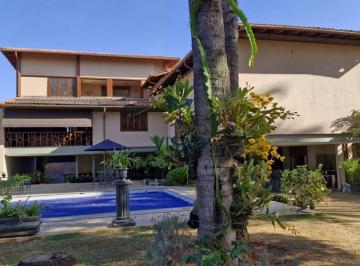 Casa · 1050m² · 4 Quartos · 4 Vagas · Lago Sul Ampla casa tipo sobrado com 2 pavimentos