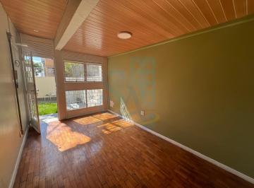 Foto 01 · Casa para locação em Belo Horizonte-MG, bairro Santo Antônio: 2 quartos, 1 sala, 2 banheiros, 100m²