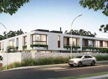 Casa de 3 quartos, Curitiba · Casa à venda em Bom Retiro, Curitiba