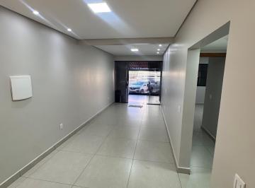Casa en Venda de 3 quartos  · VENDO EXCELENTE CASA NO NÚCLEO BANDEIRANTE - DF