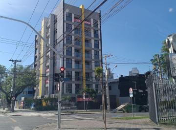 2023091217525634015.jpg · Studio entre o Centro e Batel em Curitiba. 32 m2. Aproveite!