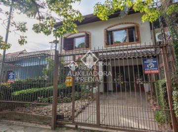 Casa · 200m² · 3 Quartos · 2 Vagas · .