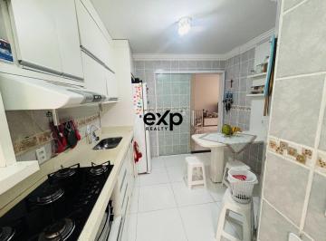 Apartamento · 75m² · 2 Quartos · 1 Vaga · ALUGO anual APARTAMENTO MOBILIADO E EQUIPADO NA RUA 254, NO CORAÇÃO DA MEIA PRAIA.