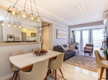 Apartamento · 73m² · 3 Quartos · 1 Vaga · Apartamento mobiliado e reformado à venda próximo ao Bourbon Assis Brasil.