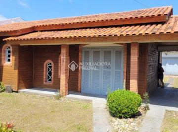 Casa · 88m² · 3 Quartos · 2 Vagas · Casa à venda no Centro de Imbé
