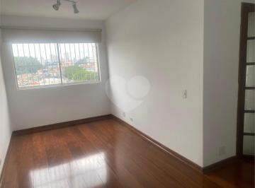 Imagem Principal · Apartamento à venda com 3 quartos no condomínio Edifício Guaratuba, Guarulhos