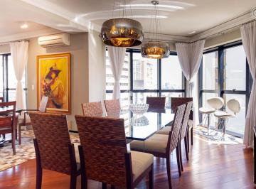 Sala de Jantar · Apartamento à venda - em Batel