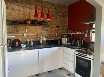 Apartamento · 77m² · 2 Quartos · Apartamento 2 dormitórios - ótima localização.