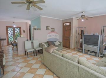 Casa · 214m² · 7 Quartos · 3 Vagas · Imóvel comercial e residencial à venda no Centro de Sorocaba