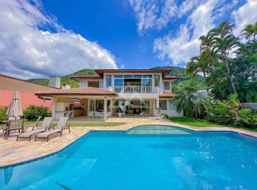 Casa de 4 quartos, Ubatuba · Casa de Condomínio pé na areia, com 307m e 4 suítes na Praia Dura, em Ubatuba.