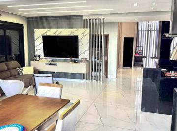 Imagem 1 · Sobrado de 284m² com 04 suites á venda no Parqville Quaresmeira - Trindade - GO