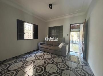 Casa · 250m² · 3 Quartos · 1 Vaga · Casa residencial com 3 quartos sendo 1 suíte disponível para venda no bairro Residencial Gramado em 