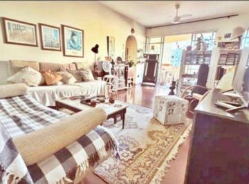 Apartamento de 3 quartos Venda R$ 539.000 · Apartamento de três quartos a venda no Costa Azul