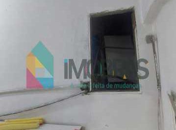 Comercial · 30m² · Loja :  / Comercial / Humaitá