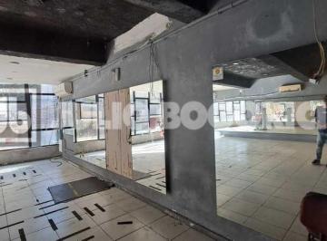 Comercial · 400m² · Méier- Prédio Comercial- 3 pavimentos-Elevador -3 Banheiros
