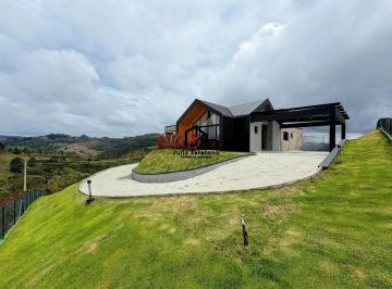Casa · 2200m² · 3 Quartos · Casa à venda - em Descansopolis