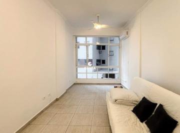 Apartamento · 42m² · 1 Quarto · 1 Vaga · Apartamento à venda no Itararé em São Vicente.