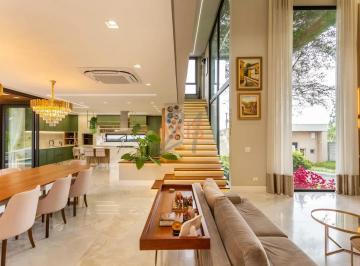 Casa · 320m² · 3 Quartos · 4 Vagas · Casa de 3 Suítes à Venda no Residencial Provence | Santa Felicidade Curitiba