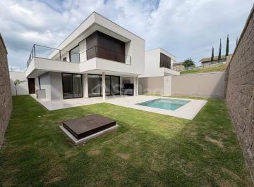 Casa · 305m² · 3 Quartos · 4 Vagas · Casa á venda no condomínio Recanto das Palmas em Vinhedo, interior de São Paulo.