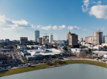 Apartamento · 78m² · 1 Quarto · 2 Vagas · Apartamento Novo em Toledo PR 2 e 3 Quartos Vista para o Lago Municipal