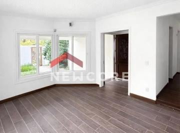 Casa · 234m² · 4 Quartos · 2 Vagas · Casa em  Rua Tapes - Pinheiro - São Leopoldo/RS
