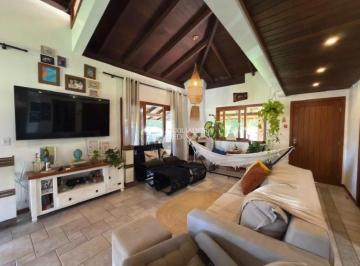 Casa · 150m² · 3 Quartos · 3 Vagas · Auxiliadora Predial aluga Casa 3 quartos sendo 2 suítes no Rio Tavares
