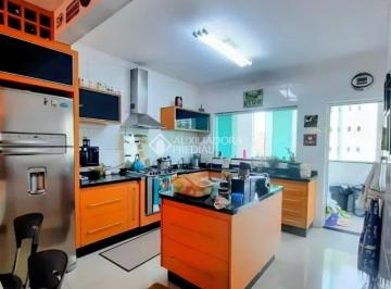 Casa · 125m² · 3 Quartos · 5 Vagas · Sofisticação e alto padrão no Jd do Mar - sobrado com 3 sts, 5 vagas