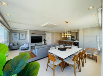 Apartamento · 130m² · 3 Quartos · 2 Vagas · Apartamento de 03 dormitórios decorado mobiliado