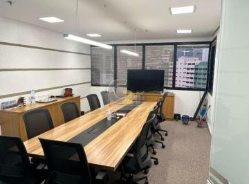 Comercial · 30m² · 1 Vaga · Sala Comercial à venda em Pinheiros - 9 salas, 4 banheiros, 9 vagas de garagem, 260m².