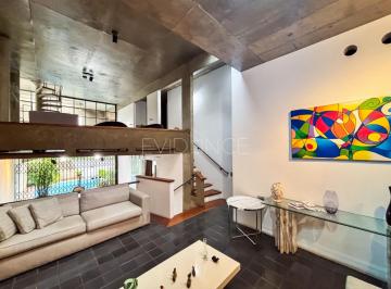 Casa · 400m² · 3 Quartos · 4 Vagas · Sobrado à venda no Jardim Têxtil com 400 m²