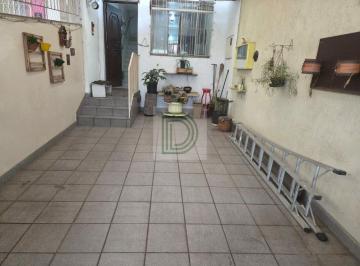 Casa · 81m² · 2 Quartos · 1 Vaga · Excelente oportunidade para quem busca morar em uma região tranquila e bem localizada na Zona Oeste.