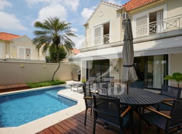Casa · 271m² · 4 Quartos · 4 Vagas · casa 4 quartos condominio fechado Jardim Prudência.