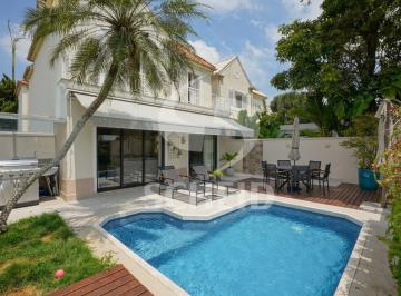 Casa · 271m² · 4 Quartos · 4 Vagas · casa 4 quartos condominio fechado Jardim Prudência.