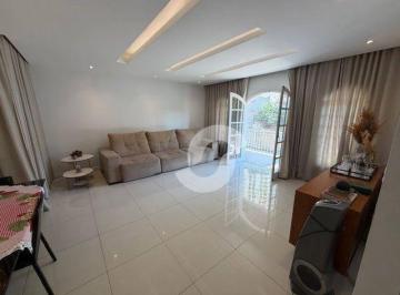 fdc18d7aa5de03bec4f358cc833be5c1b9f2d133 · Casa com 5 dormitórios à venda, 292 m² por R$ 790.000,00 - Fátima - Niterói/RJ