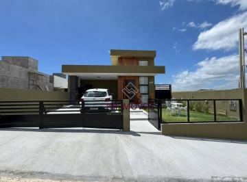 d8b6cce6527919401b15ede85f3912784bf415ae · Casa de Alto Padrão em Marechal Deodoro com 3 dormitórios sendo 1 suíte - 100m²