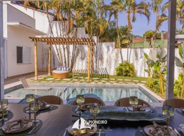 Casa · 621m² · 5 Quartos · 3 Vagas · Casa com 5 suítes com 1 suíte master a 190m da praia