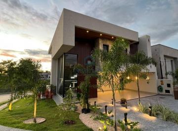 Casa · 370m² · 6 Quartos · 6 Vagas · Triplex no Jardins Bolonha , 8 Suítes , Terreno com 368m2 e Área construída 370m2.