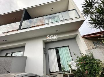 Casa · 83m² · 2 Quartos · 1 Vaga · Sobrado Geminado no Saguaçú com 1 Suíte e Sacada – Rua Sem Saída | Joinville/SC
