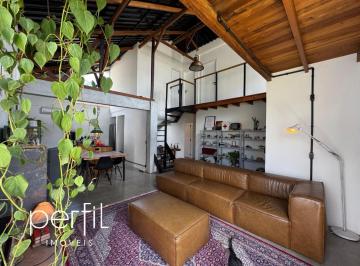 Foto 01 · Casa à venda em Joinville-SC, Costa e Silva: 4 quartos, 1 suíte, 2 salas, 3 banheiros, 4 vagas de ga