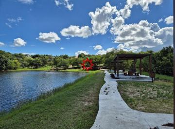 Terreno · 240m² · Terreno à venda - em Caruaru