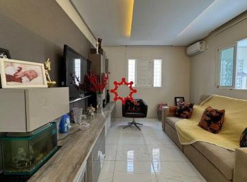 Casa · 535m² · 4 Quartos · Aluga-se casa para comercial ou residencial com 4 quartos por R$ 6.000 - Maurício de Nassau - Caruar