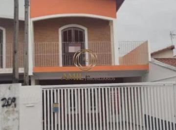 Foto 01 · Casa Sobrado, 03 Quartos sendo 01 Suíte, Jardim Ismênia, Varanda e Churrasqueira, 137m², São José do