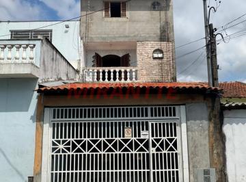 3a7d0f115b859ae0690c8c6d9532a8ae.jpg · Sobrado de 300m² com 5 quartos