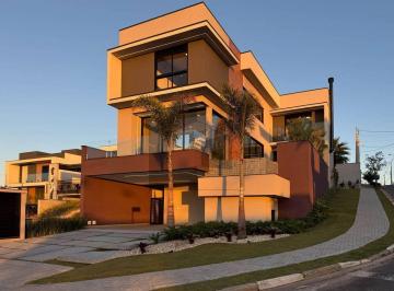 Casa · 285m² · 3 Quartos · 4 Vagas · Casa à venda no Mosaico Essence - Mogi das Cruzes | 3 suítes | Piscina