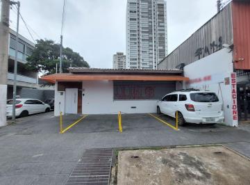 Comercial · 180m² · 6 Vagas · Casa comercial na Rua Amaro Cavalheiro, 109 • 180 m²
