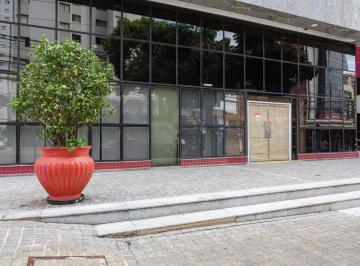 Comercial · 300m² · 10 Vagas · Sobreloja na Avenida Fagundes Filho, N. 191 - Loja 1 e 2 • 300 m²