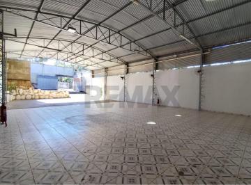 Comercial · 380m² · 5 Vagas · Galpão com estrutura de cozinha para locação comercial em Paulínia/SP