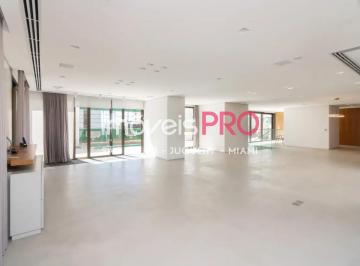 Apartamento · 611m² · 4 Quartos · 6 Vagas · Cobertura exclusiva em Higienópolis com vista para o Pacaembu  611 m²